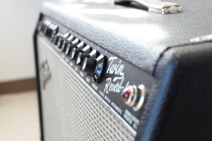 Fender TwinReverb M^[Av 