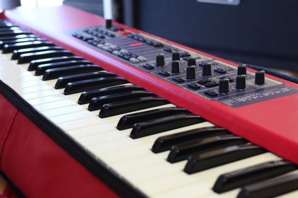 Nord Electro2 73 