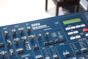 KORG MS2000